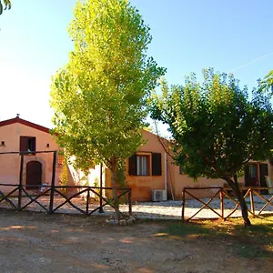 https://agriturismo-terra-di-pace.sicilyhotelsitaly.net